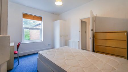 117 Hubert Road - Photo 2