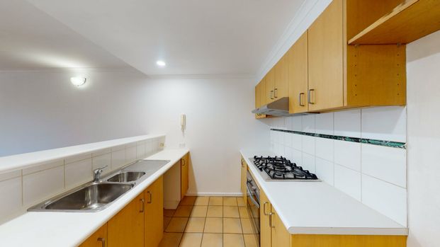 Discover Serene Living on Lygon Street! - Photo 1