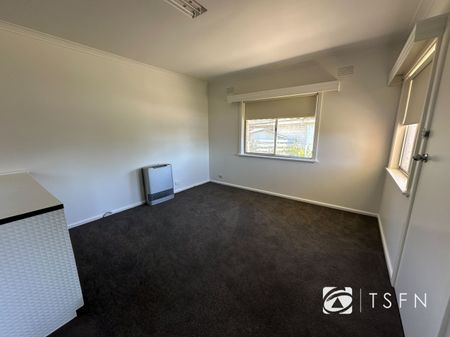 2/2 Kieran Court, Kangaroo Flat - Photo 2