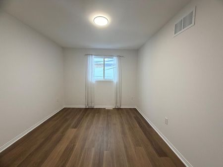 For Lease - 31 Seline Crescent Unit# Upper, Barrie, Ontario - Photo 3