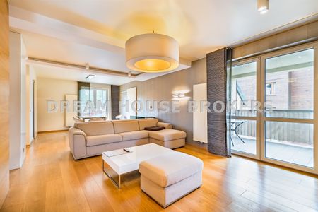 Mieszkanie na wynajem - Zdjęcie 2