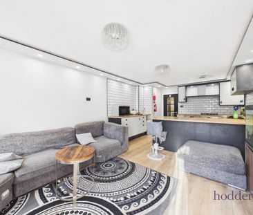 6 bedroom terraced house to rent - Photo 2