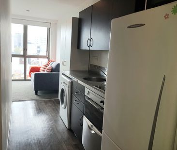 2 Bedroom with Double Glazing! - Photo 3