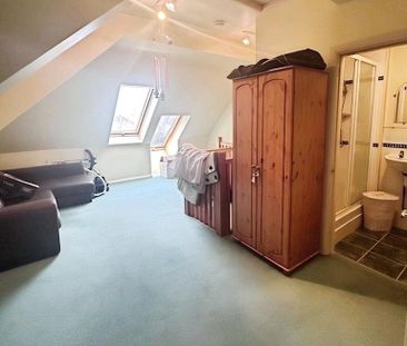 4 bedroom semi-detached house to rent - Photo 1