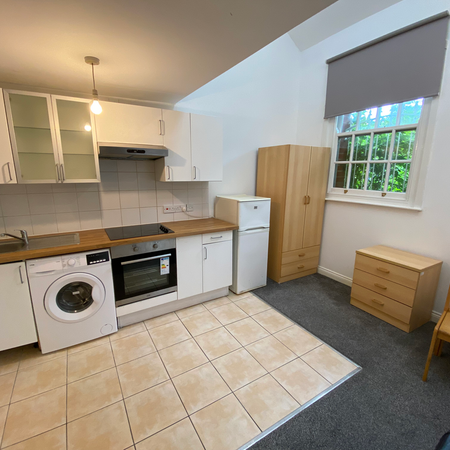 Studio to rent - Photo 3