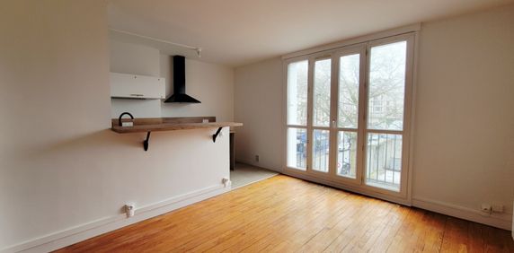 Location Appartement 1 pièce 27m² - Photo 2