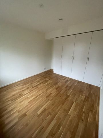 Nyborgsvägen, Stenungsund - Photo 2