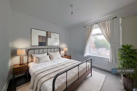 2 bedroom terraced house to rent - Photo 2