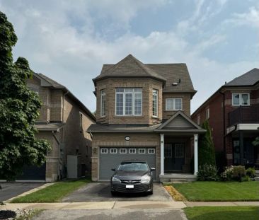 Detached Home For Lease | W9237250 - Photo 1