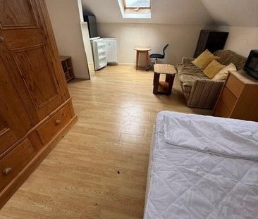 House share to rent - Photo 6