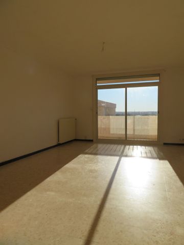 T3+GARAGE 545€ H.C St-Cesaire Nîmes, 71m² - Photo 4