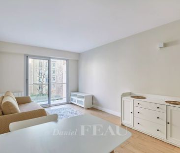 Location studio, Paris 15ème (75015), 1 pièce, 24.53 m², ref 85653788 - Photo 4