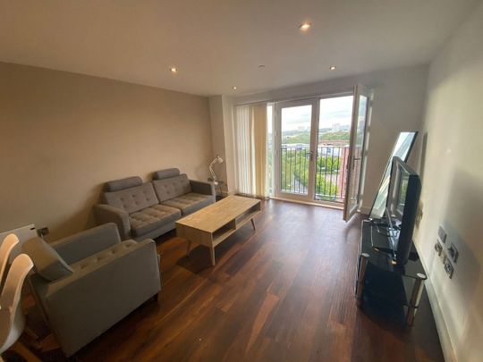 2 Bed Flat, Block D Wilburn Basin, M5 - Photo 1