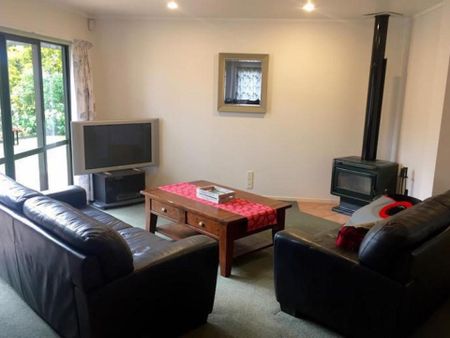 101 Karaka Very Accommodating and Great Location - Photo 2