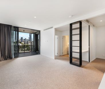 Valencia Residences - Photo 1