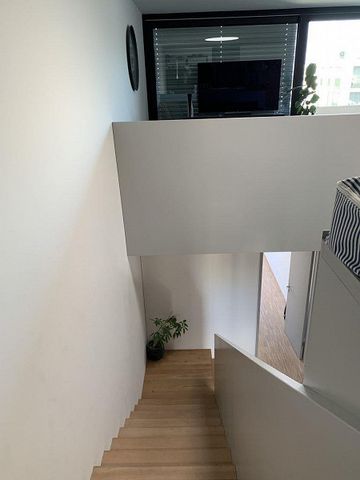 Luxuriöse 4 ½ Zimmerwohnung-Maisonette - Foto 2