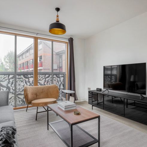 Hitchcock House, Pitfield Street - Photo 1