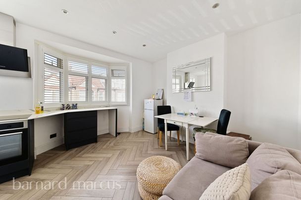 Boundary Road - Photo 1