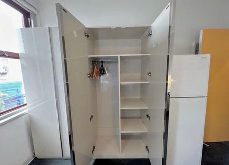 Forest Lodge - Photo 3