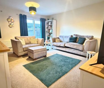 2 bedroom semi-detached house to rent - Photo 2