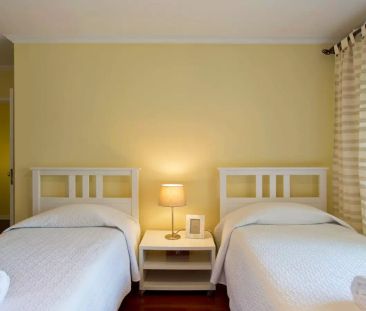 3-bedroom apartment for rent in Porto, bills included. - Photo 3