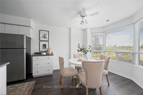 For Lease - 30 Chapman Court Unit# 401, London North, Ontario - Photo 1
