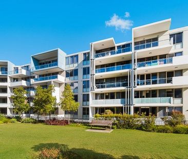 Immaculate Two Bed with Resort Style Living - Photo 3