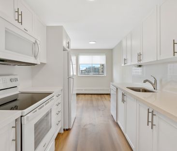 2-Bedroom - Photo 1