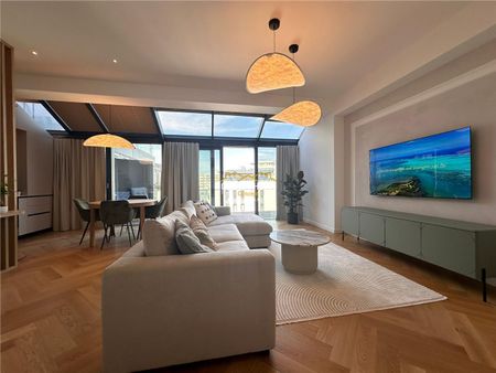 PENTHOUSE/DUPLEX SPECTACULOS PIATA VICTORIEI 300 MP de inchiriat Piata Victoriei, Bucuresti - Fotografie 3