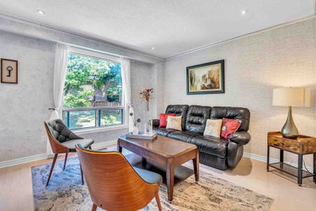 For Lease - 14 Poplar Crescent, Aurora, Ontario - Photo 5