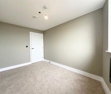 2 bed flat to rent in Sheffield Road, Barnsley, S70 - Photo 4