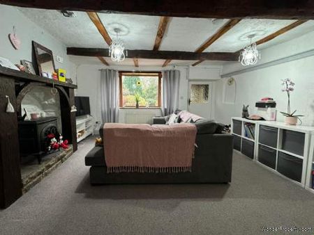 2 bedroom property to rent in Oldham - Photo 2