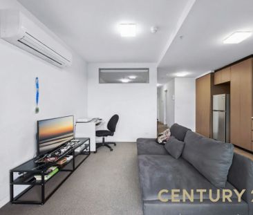 Contemporary Elegance in Prime Prahran - Photo 1