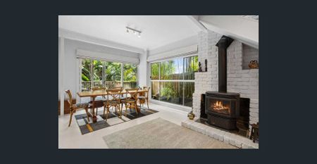 Coastal Haven with Stunning Newport Beach Views & Private Retreat - Photo 3