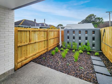 Naenae Living - Photo 3