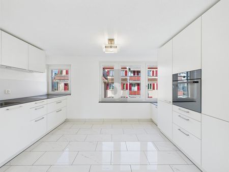 CHARMING, WITH OWN AIR CONDITIONING - Foto 3