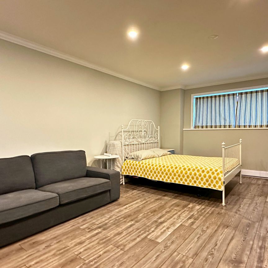 2104 Prud'homme Ave, #103 - Photo 1