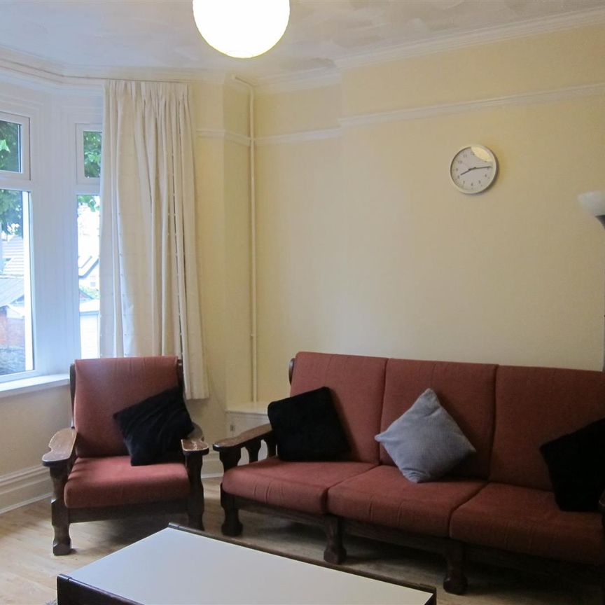 Student Property For Rent Bertha Street, Pontypridd - Photo 1