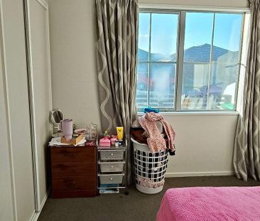 Stylish 3-Bedroom Home in Rolleston – Walk to Scho - Photo 4