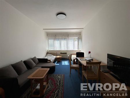Pronájem bytu 1+kk 25 m2 - Fotografie 3