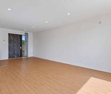 Modern 3BR Home in Papatoetoe - Photo 5