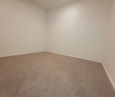 Modern Renovation in a Fantastic Spot - Photo 5