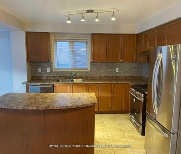 For Lease - 122 Russel Drive, Bradford West Gwillimbury, Ontario - Photo 1