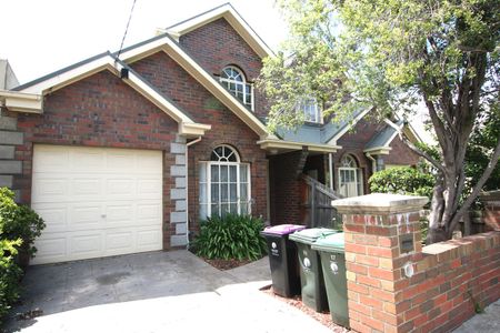 READY TO GO - Photo 3