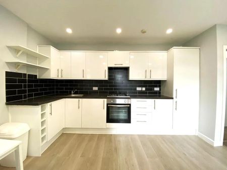 Powell Road, London - Photo 4