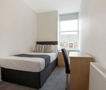 2 bedroom parking to rent - Photo 1