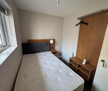 910 College Court Central, 56 King Street, Belfast, BT1 6BZ - Photo 3