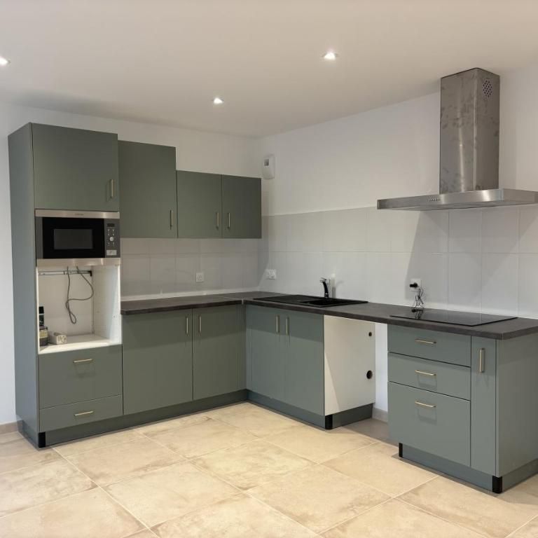 Maison en pierre apparente 1 chambre avec jardinet clos - Photo 1