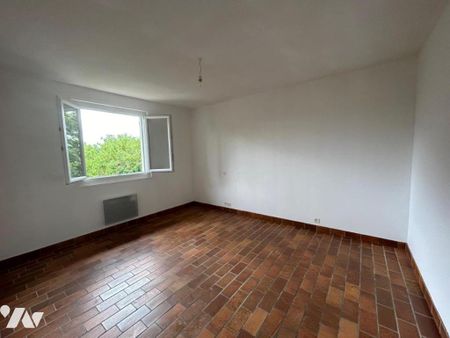 T3 ST CYR SUR MENTHON - Photo 2