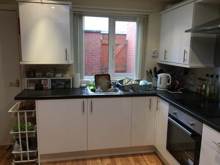 68 Sandymount Street, Stranmillis, Belfast, BT9 5DQ - Photo 5